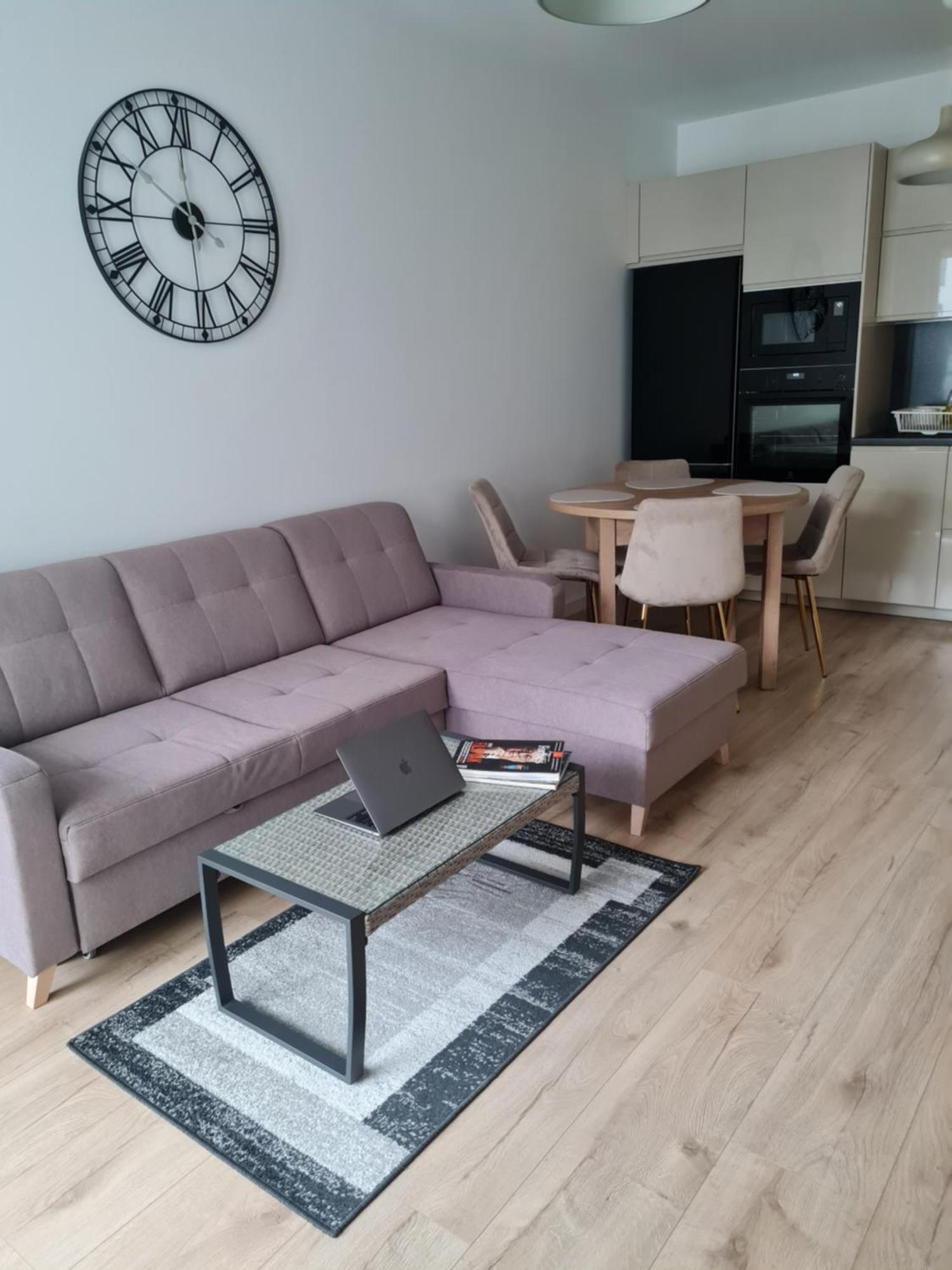 Airport Apartment Varsovia Exterior foto